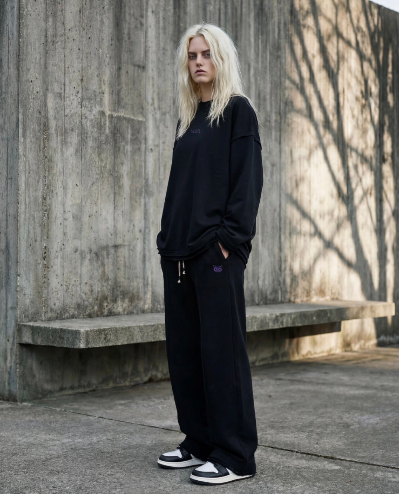 Black set