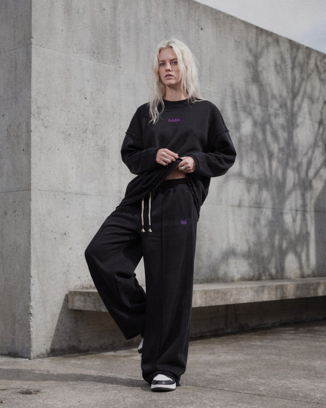 Black set